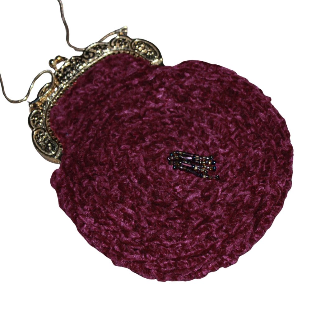 Burgundy Chenille Crochet Kiss Lock Crossbody Purse Gold Frame